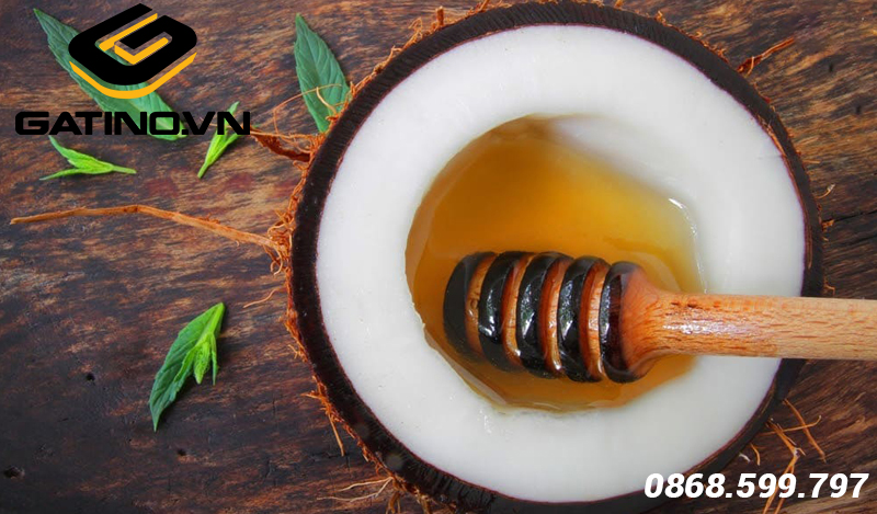Dưỡng tóc bằng dầu dừa trộn cùng mật ong nguyên chất